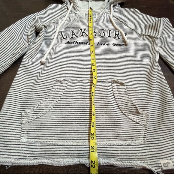 Sweatshirt lake girl stripped hoody small medium - Picture 2 of 5